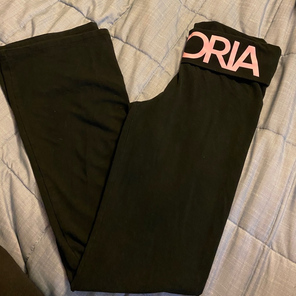 Victoria Sport Yoga Pants